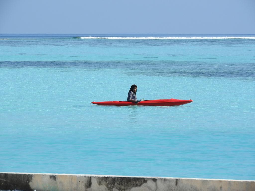 Auberge de jeunesse Natural Surf House à Himmafushi Extérieur photo