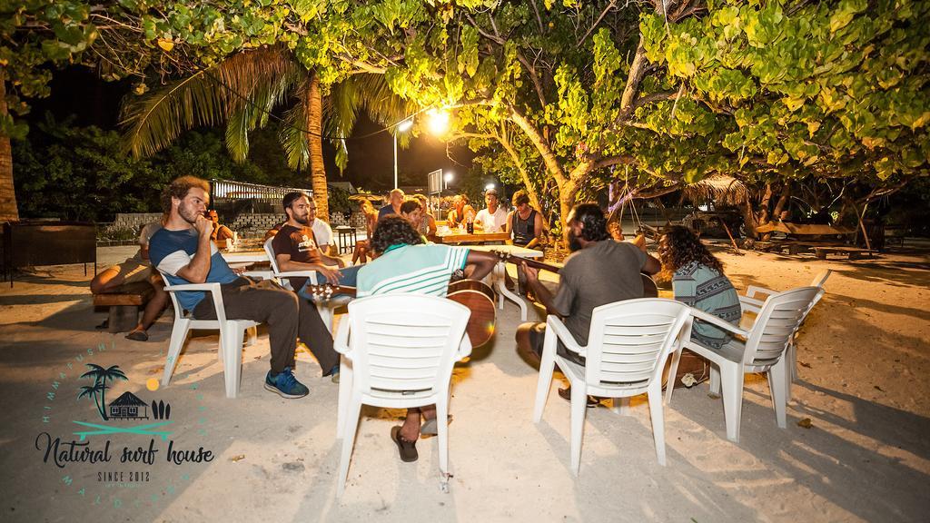 Auberge de jeunesse Natural Surf House à Himmafushi Extérieur photo